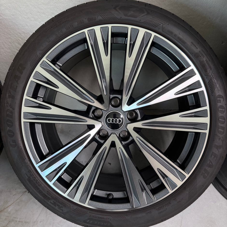 20 INCH ORIGINELE AUDI A6 S6 VELGEN MET ZOMERBANDEN