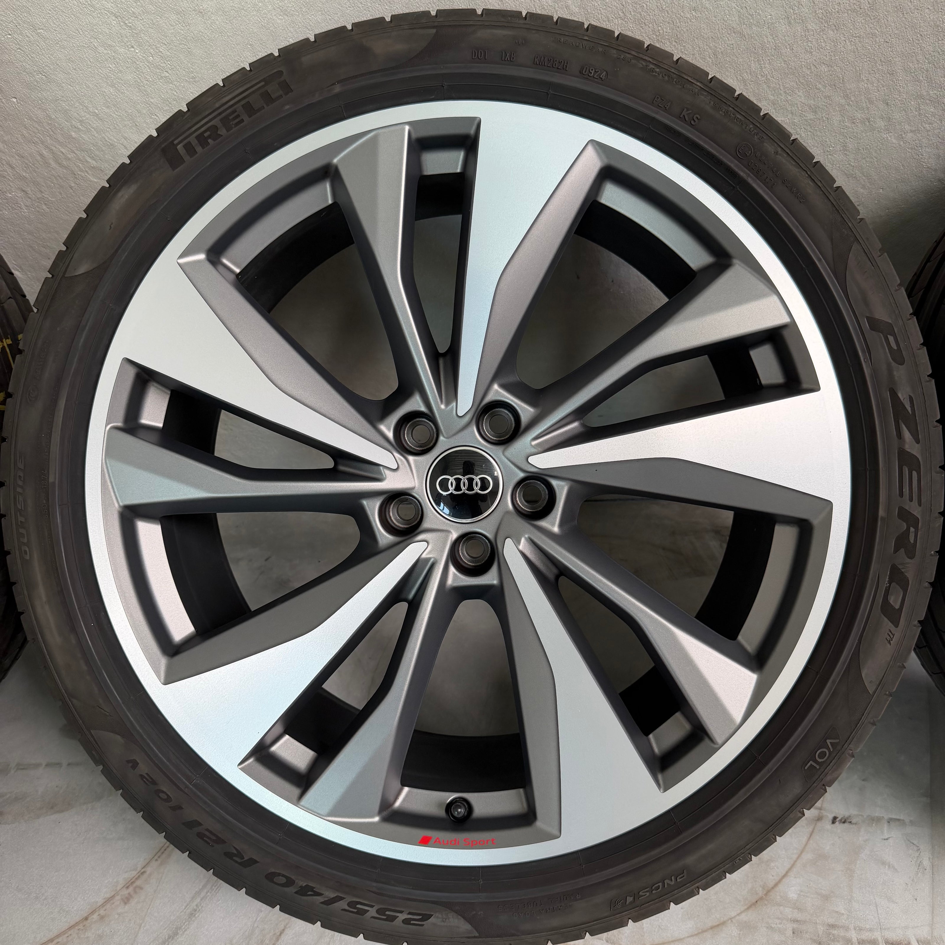 21 inch Originele Audi Q5 SQ5 velgen FY zomerwielen 80A601025BS titan mat glanzend gedraaid