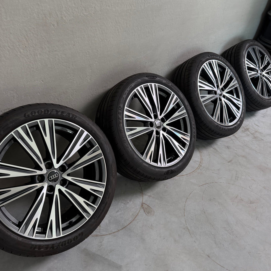 20 INCH ORIGINELE AUDI A6 S6 VELGEN MET ZOMERBANDEN