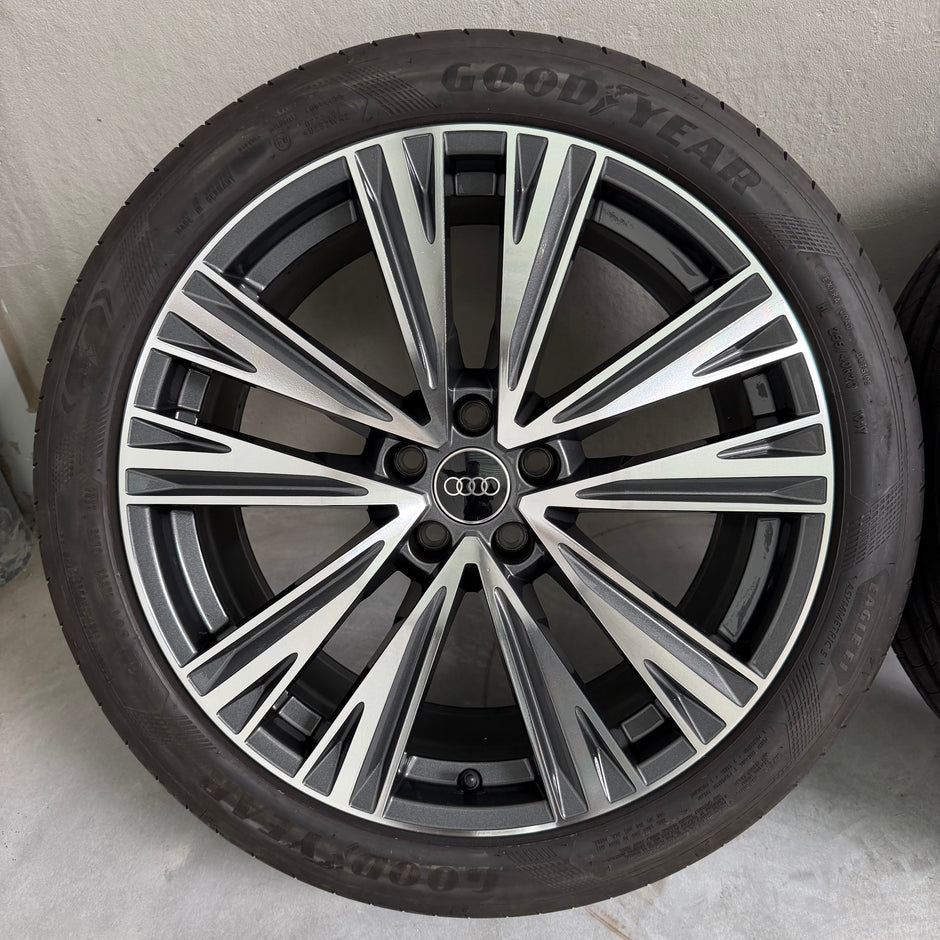 20 INCH ORIGINELE AUDI A6 S6 VELGEN MET ZOMERBANDEN