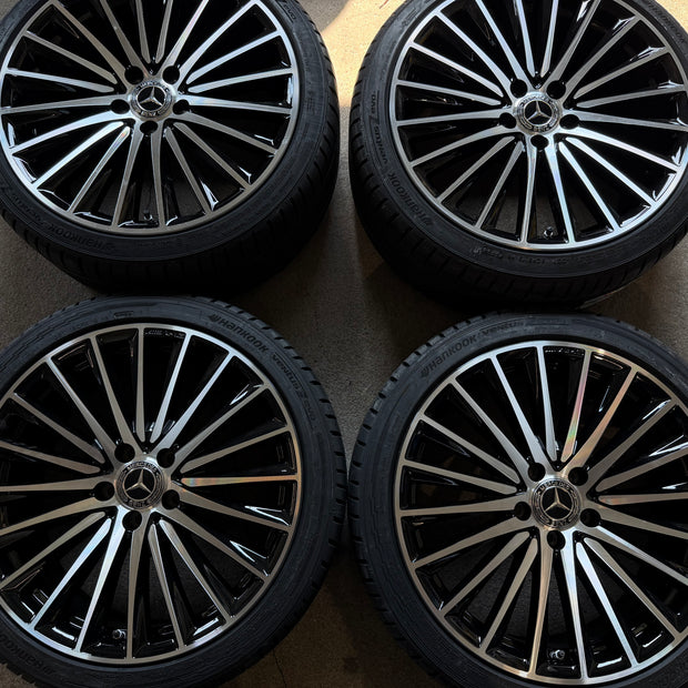 19 inch Origineel Mercedes C klasse W206 velgen met zomerbandenbanden