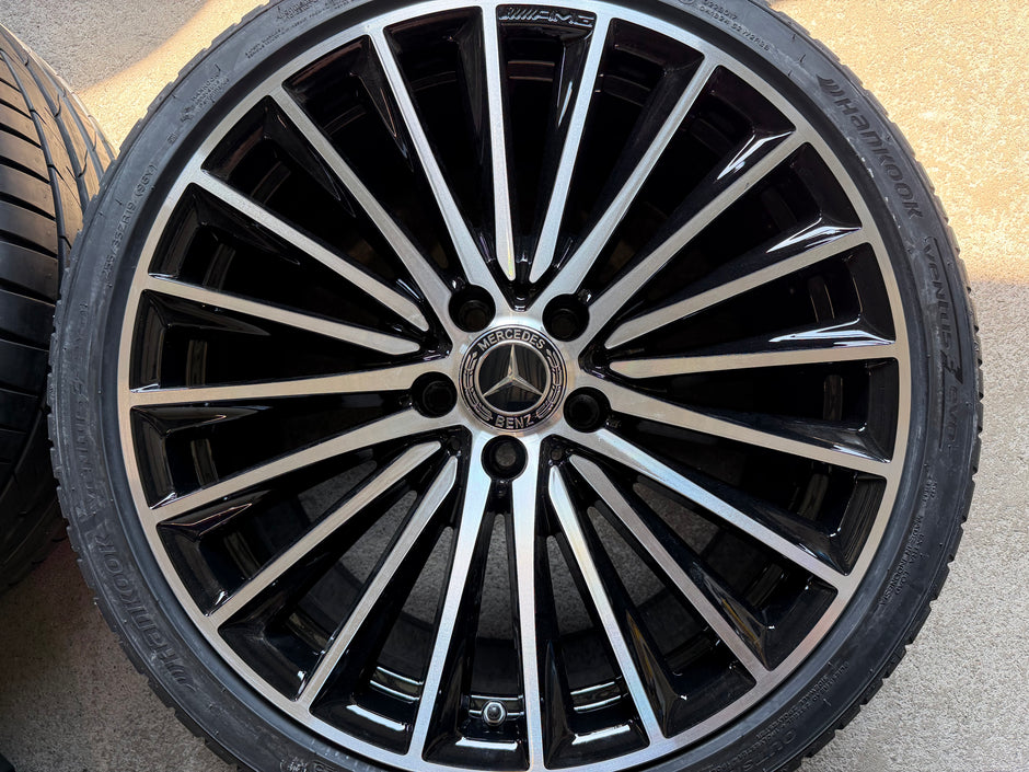 19 inch Origineel Mercedes C klasse W206 velgen met zomerbandenbanden