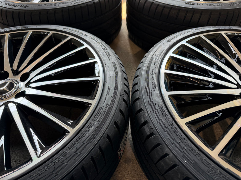 19 inch Origineel Mercedes C klasse W206 velgen met zomerbandenbanden
